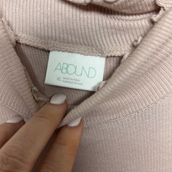 Abound Lettuce Edged Knit Top - Picture 4 of 5